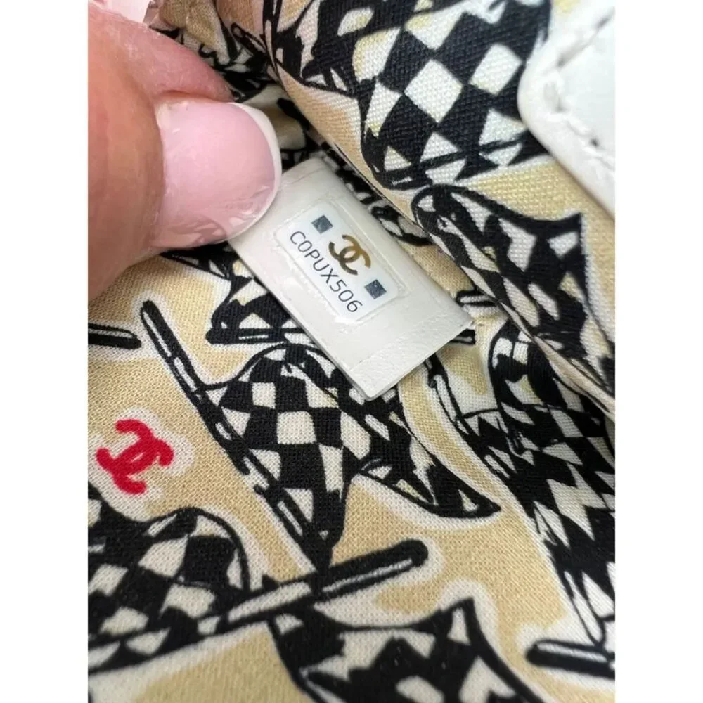 Chanel Caviar Quilted CC Zip Card Holder White Wallet